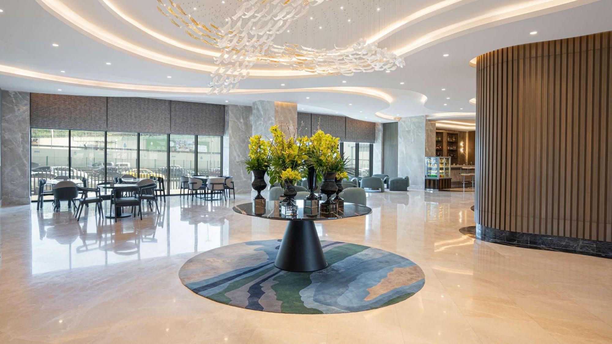 Radisson Hotel Istanbul Merter Екстериор снимка