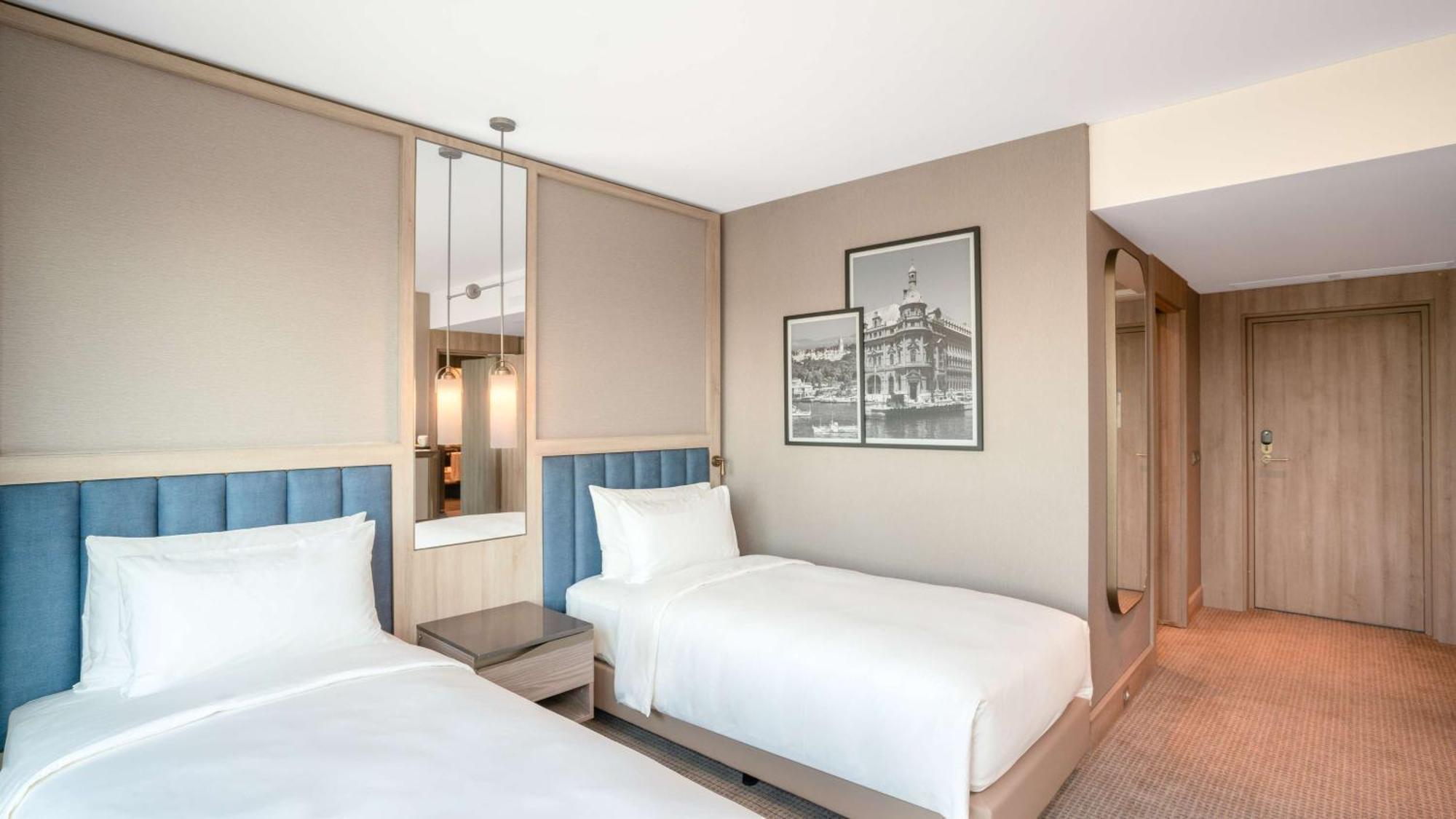 Radisson Hotel Istanbul Merter Екстериор снимка